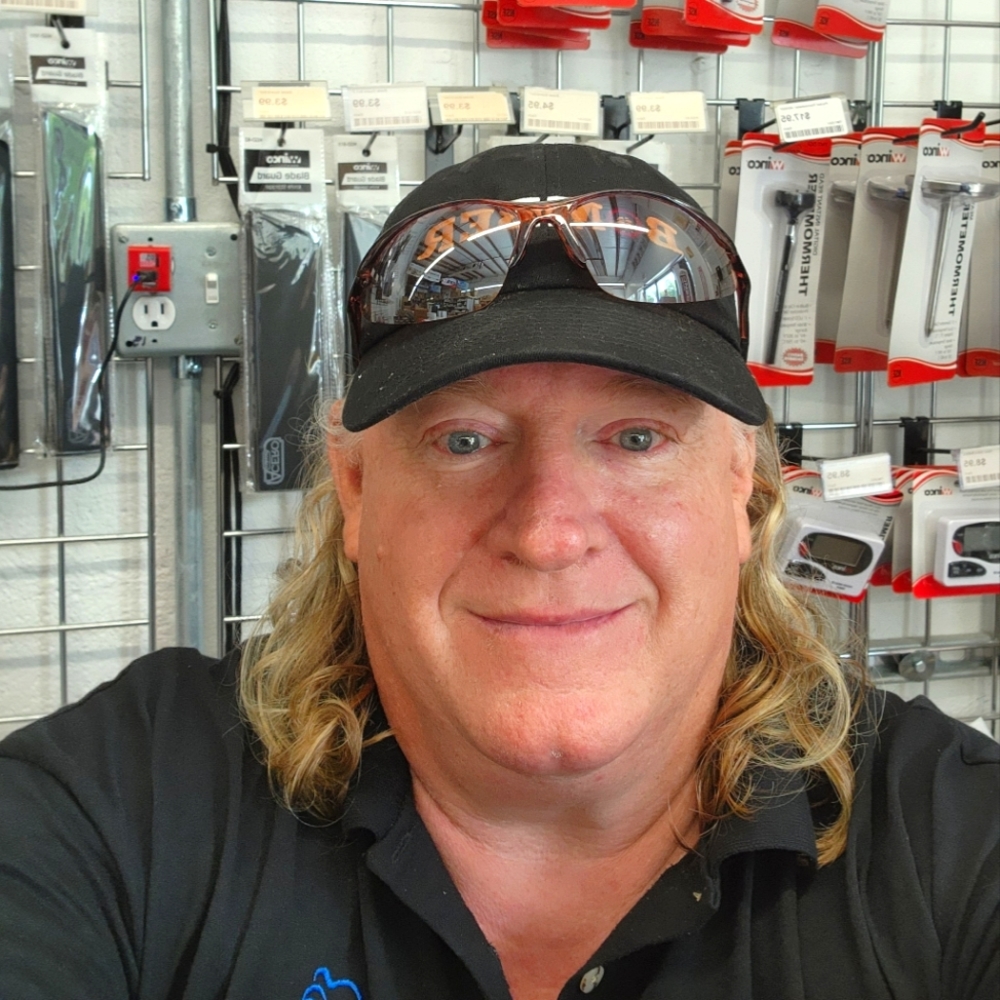 Meet your Posher, Tadd